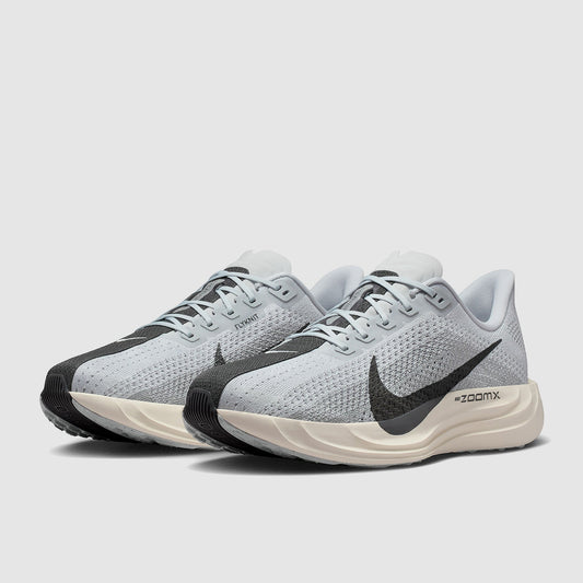 Nike Pegasus Plus